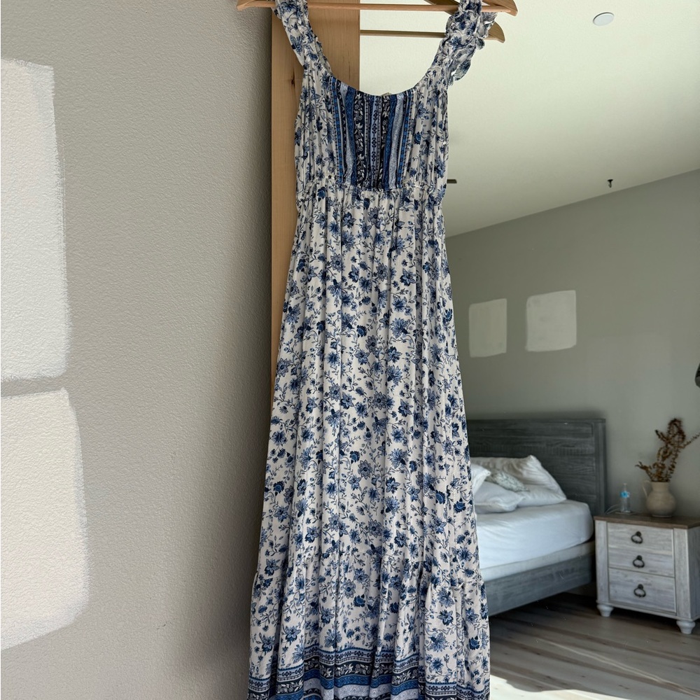 Floral Blue and White Maxi Dress